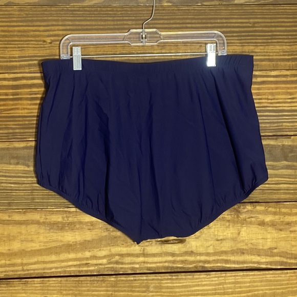 Plus Size Solid Basic Bottom - Picture 8 of 10